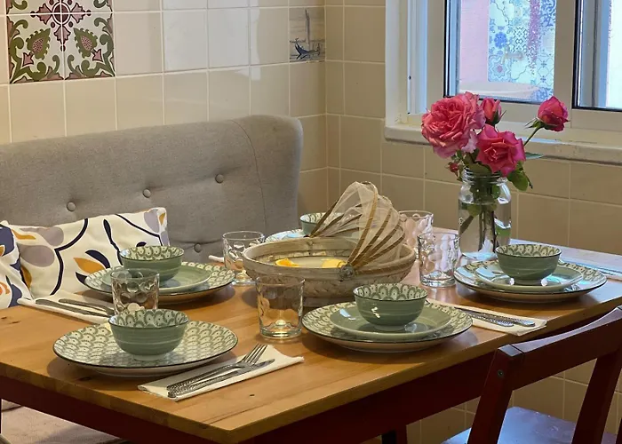 Cantinho Rosas - 500m Away * Figueira da Foz